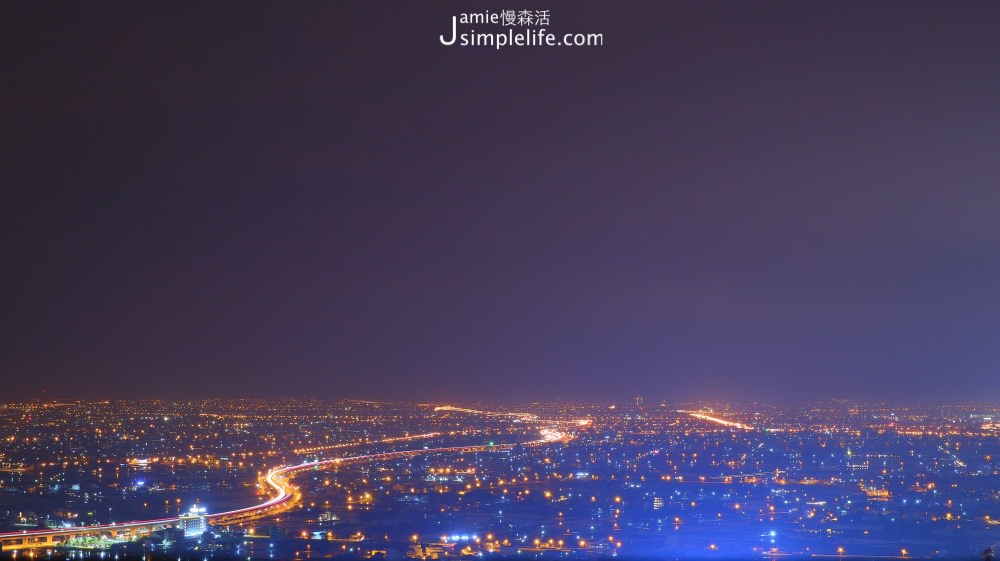 礁溪百萬夜景餐廳！「空ㄟ農場」眺望蘭陽平原、龜山島璀璨之美