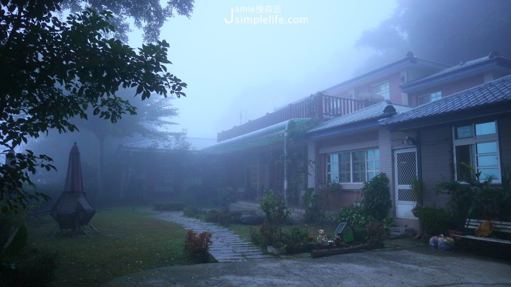 走進森林到三義住一晚柏竺山莊