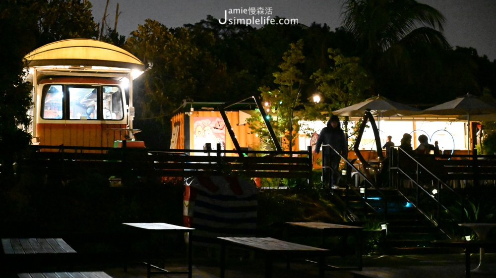 台中夜景，龍井啡文學 浪漫咖啡館
