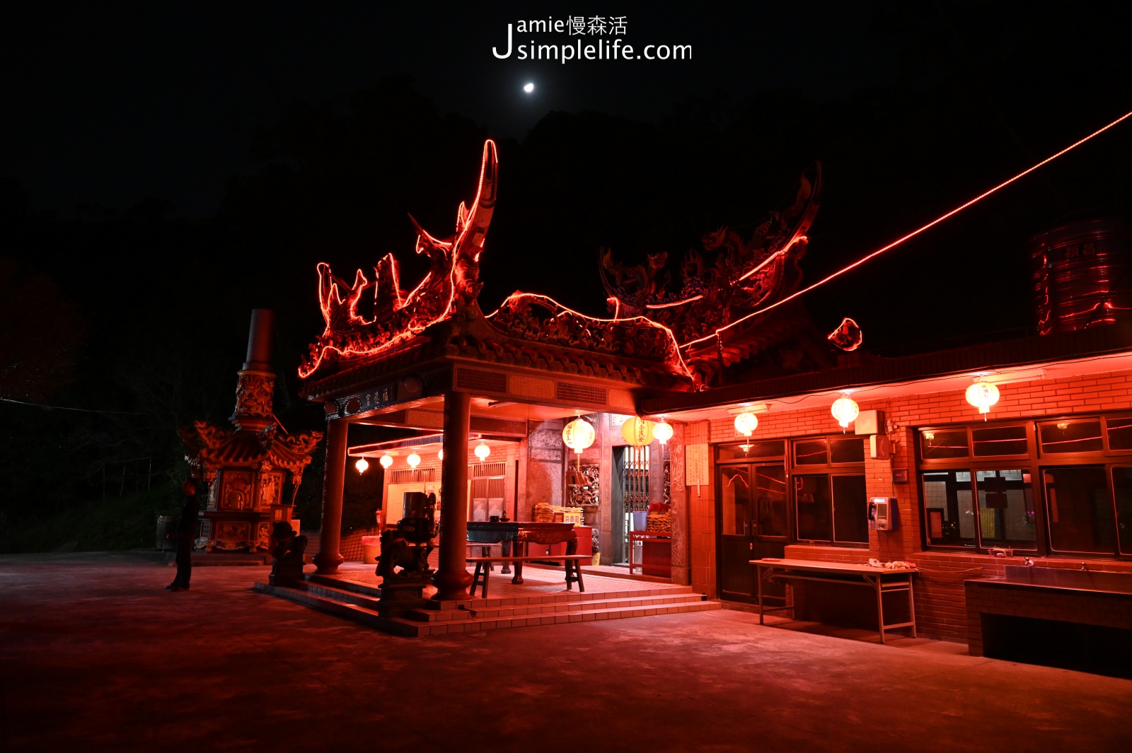 新北泰山｜瓊仔湖福德宮 浪漫夜景