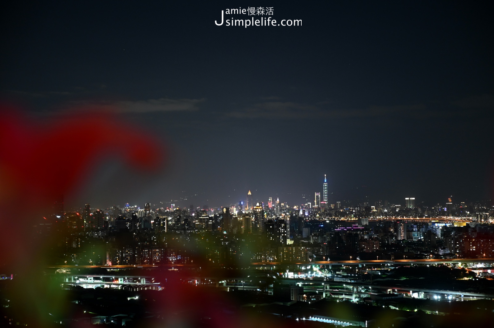 新北泰山｜瓊仔湖福德宮 浪漫夜景