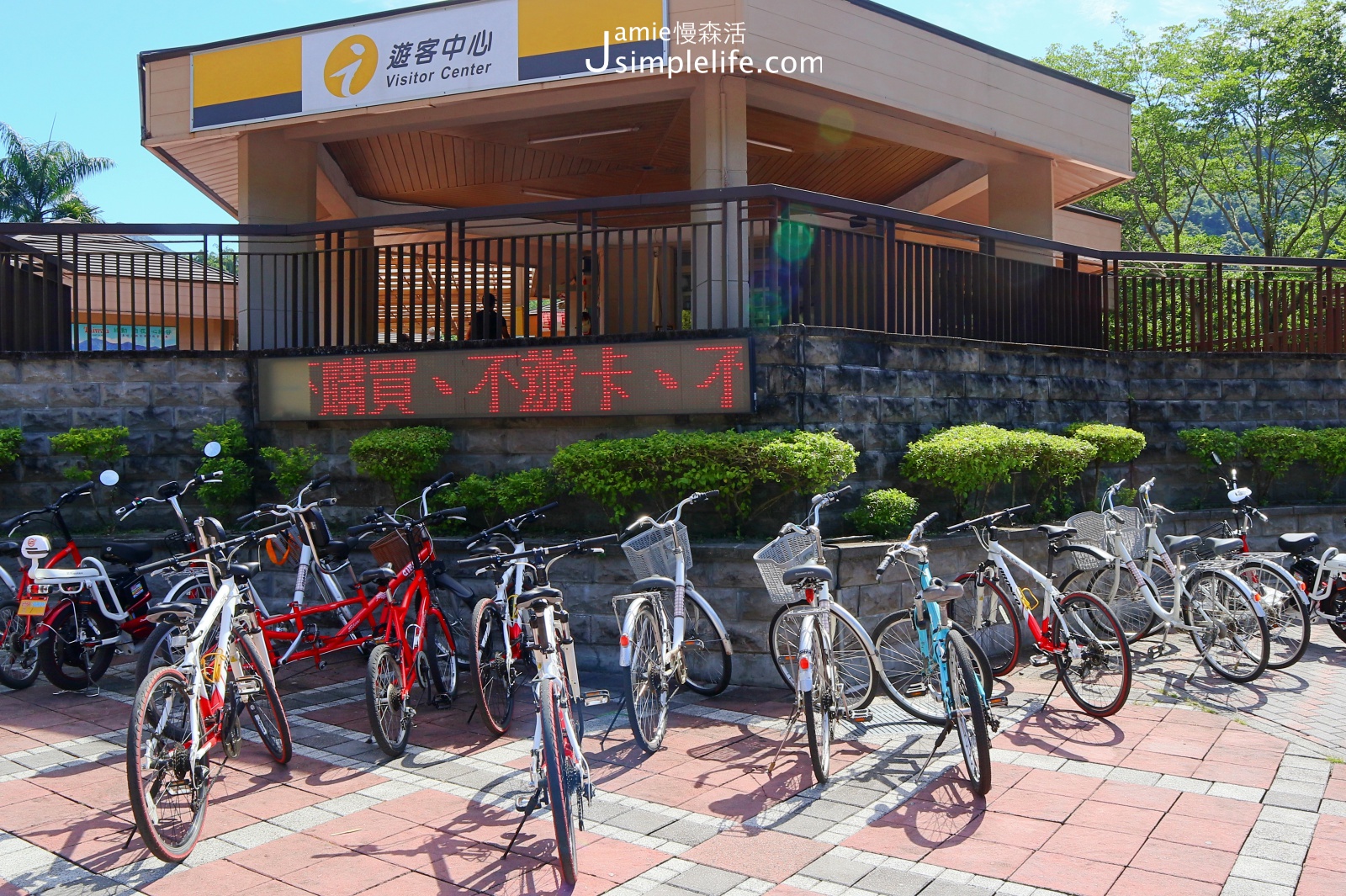 期間限定！自行車環湖花蓮「鯉魚潭」夜訪螢火蟲、紅面鴨 遊客中心