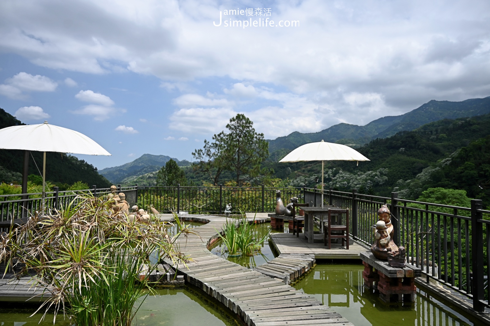 苗栗南庄燕子陶陶藝咖啡民宿、四季美景 庭園