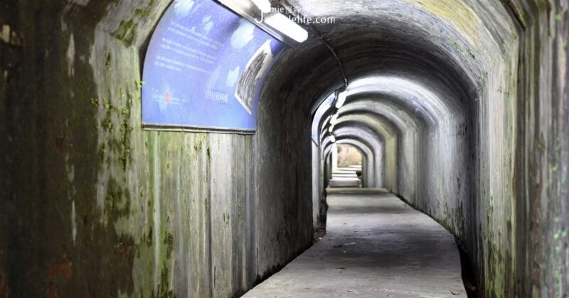 三坑車站旁，穿越基隆「百年防空洞」歷史廊道
