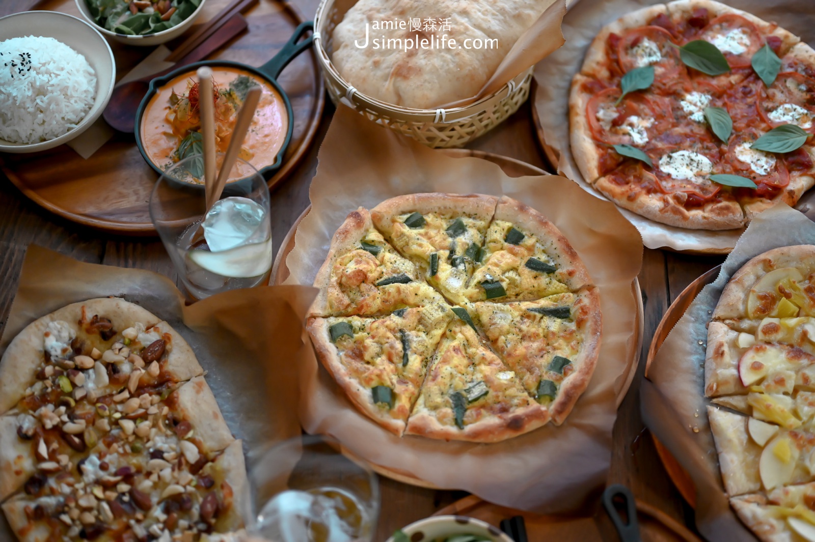 嘉義市「穀谷2.0」餐點 拍蘋果蜜糖、穀谷幅圓堅果、穀谷好日子披薩、吻仔魚烘蛋披薩
