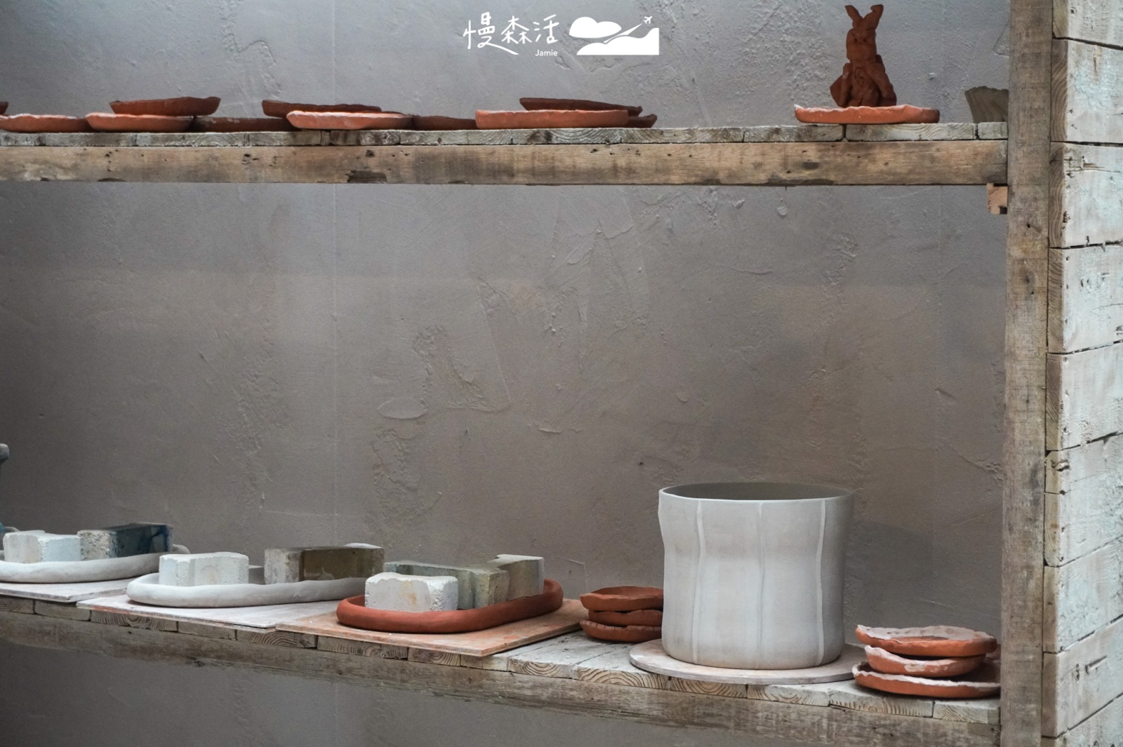 台北士林區「三3 ThReeThREE」複合式空間 一樓非典型陶藝品