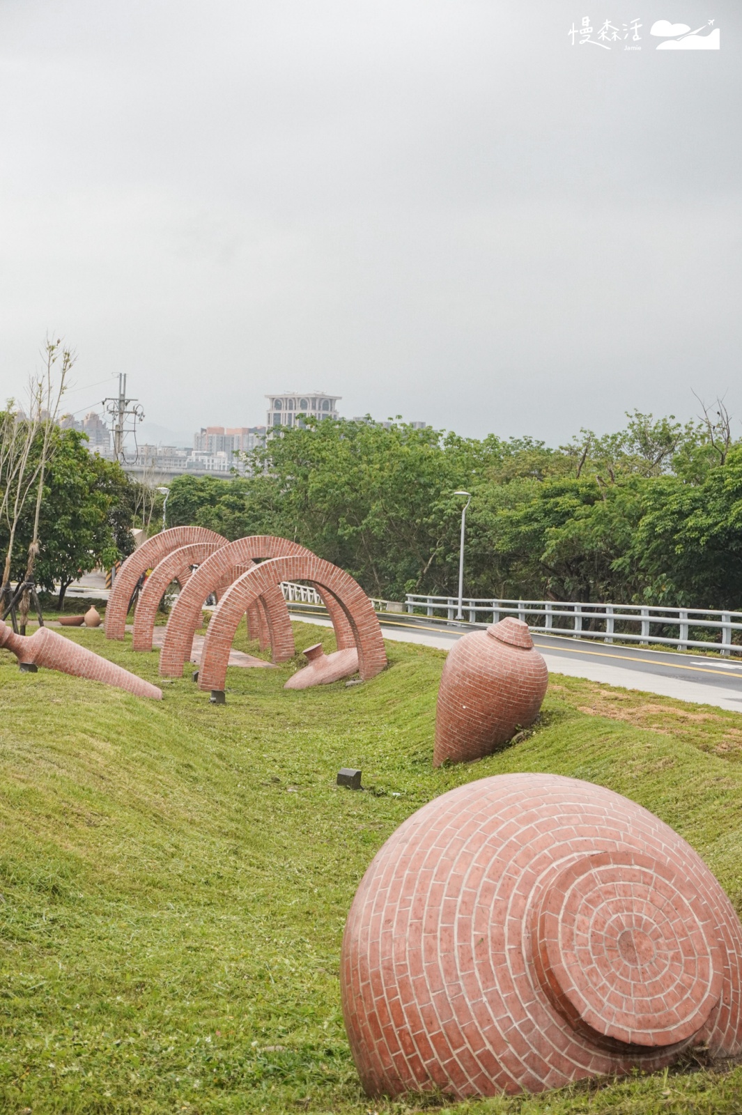 新北市鶯歌區 新北市美術館 園區裝置藝術