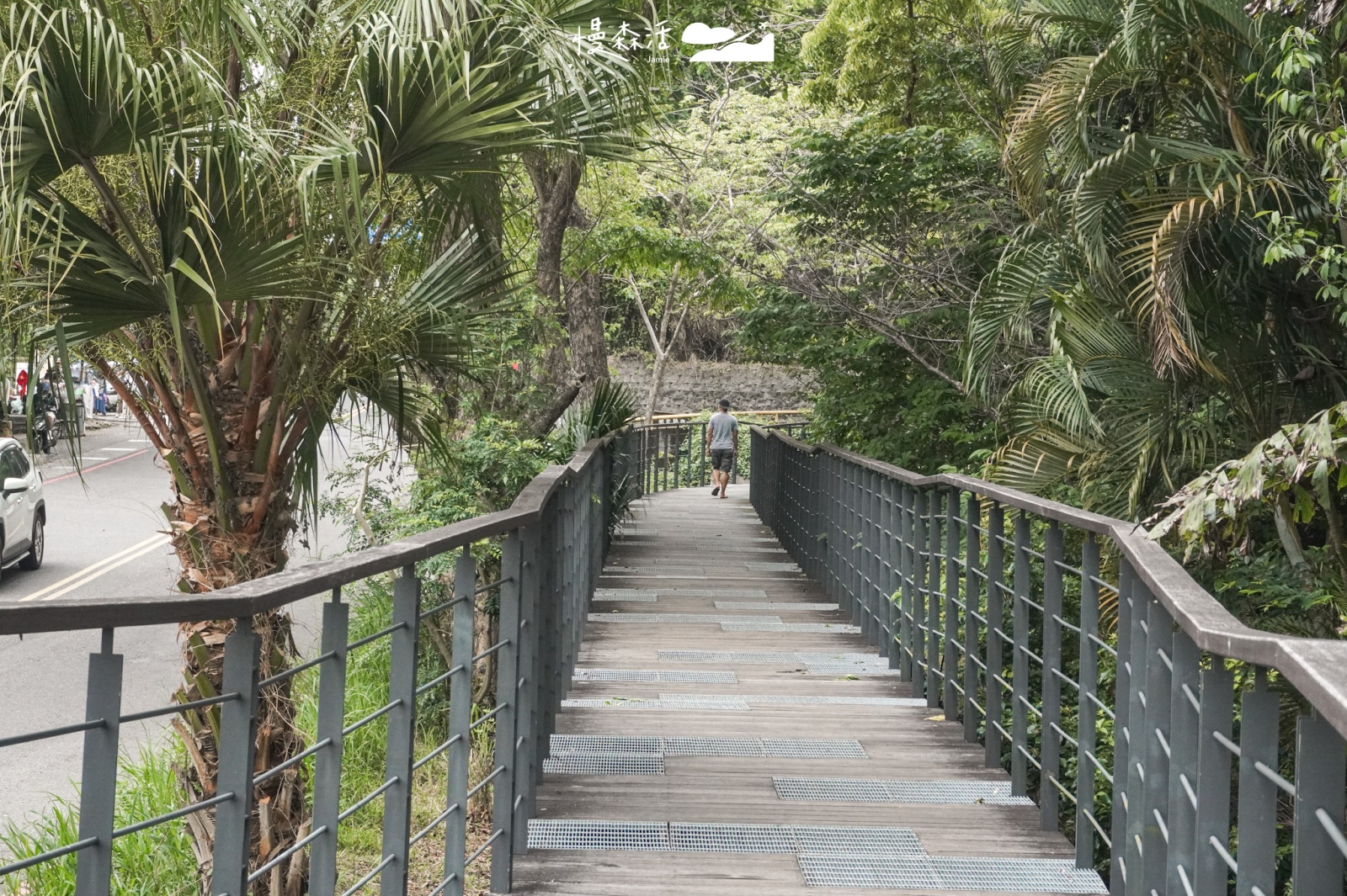 前往新竹市青草湖木棧步道