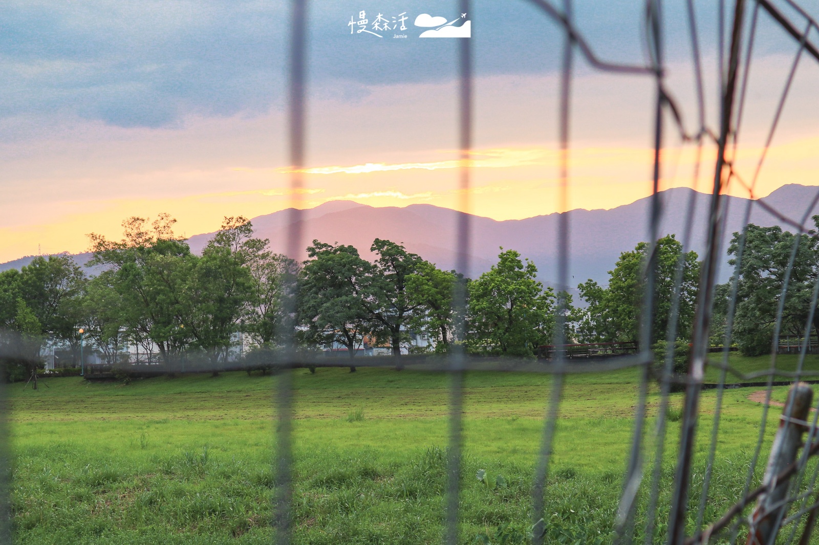 宜蘭慶和橋津梅棧道上看夕陽