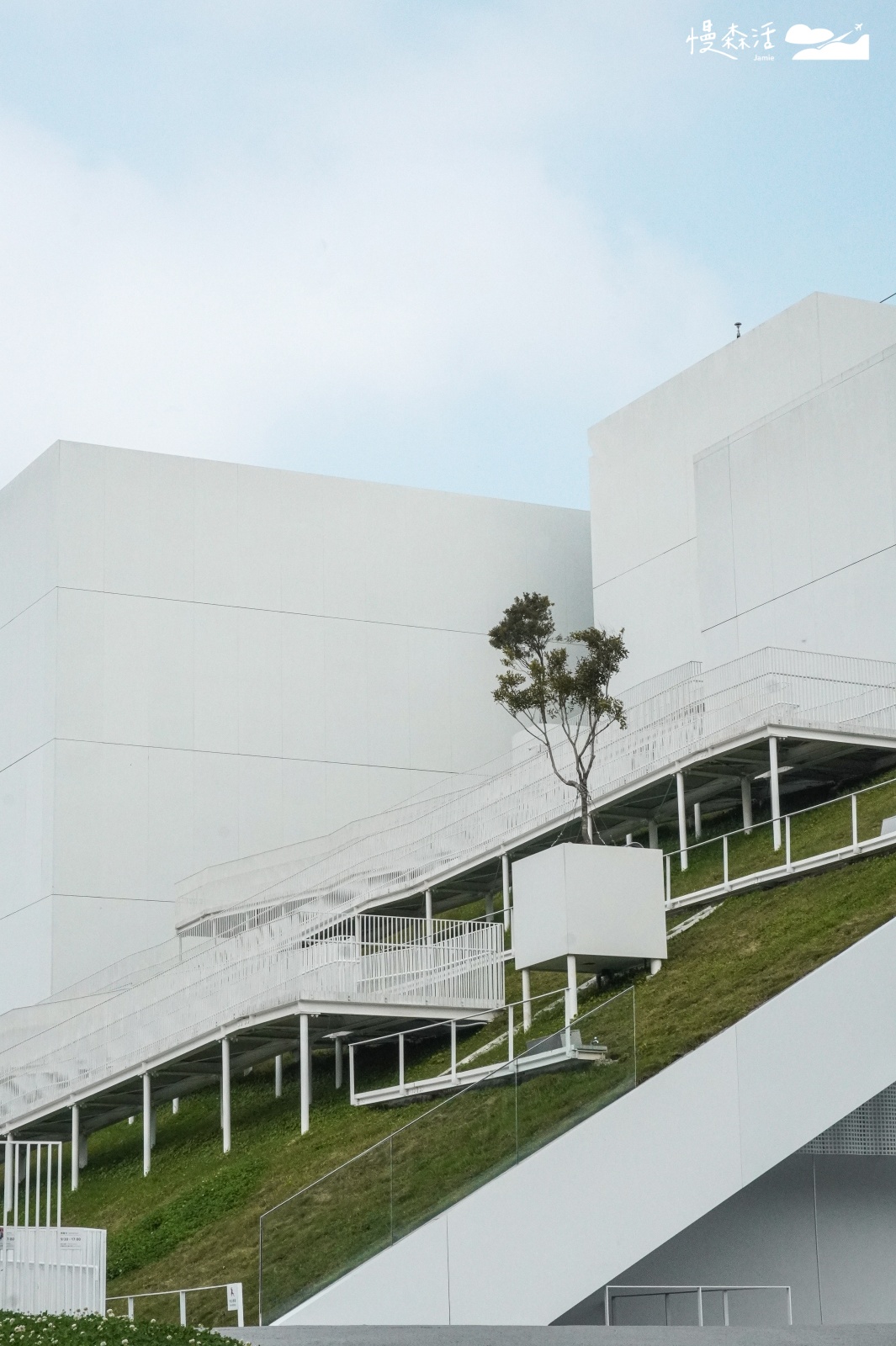 桃園市兒童美術館 藝術山丘建築外觀