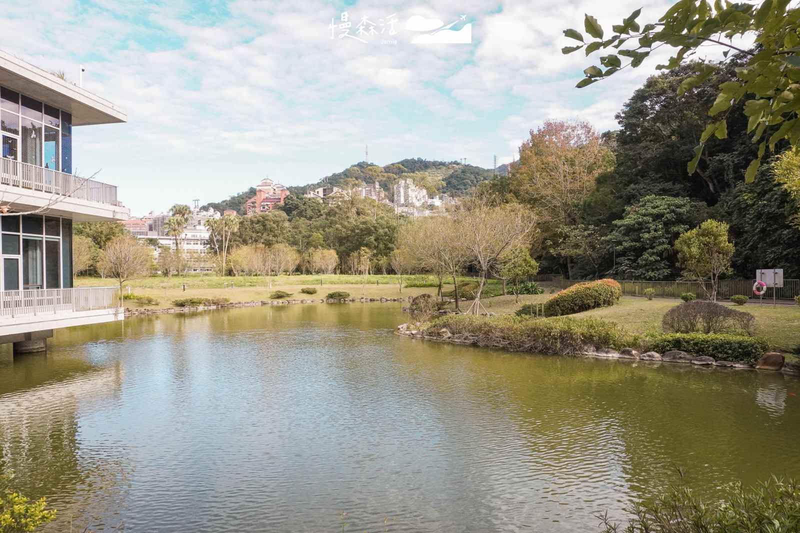 台北自然景觀咖啡茶館｜文山廢墟咖啡湖村店