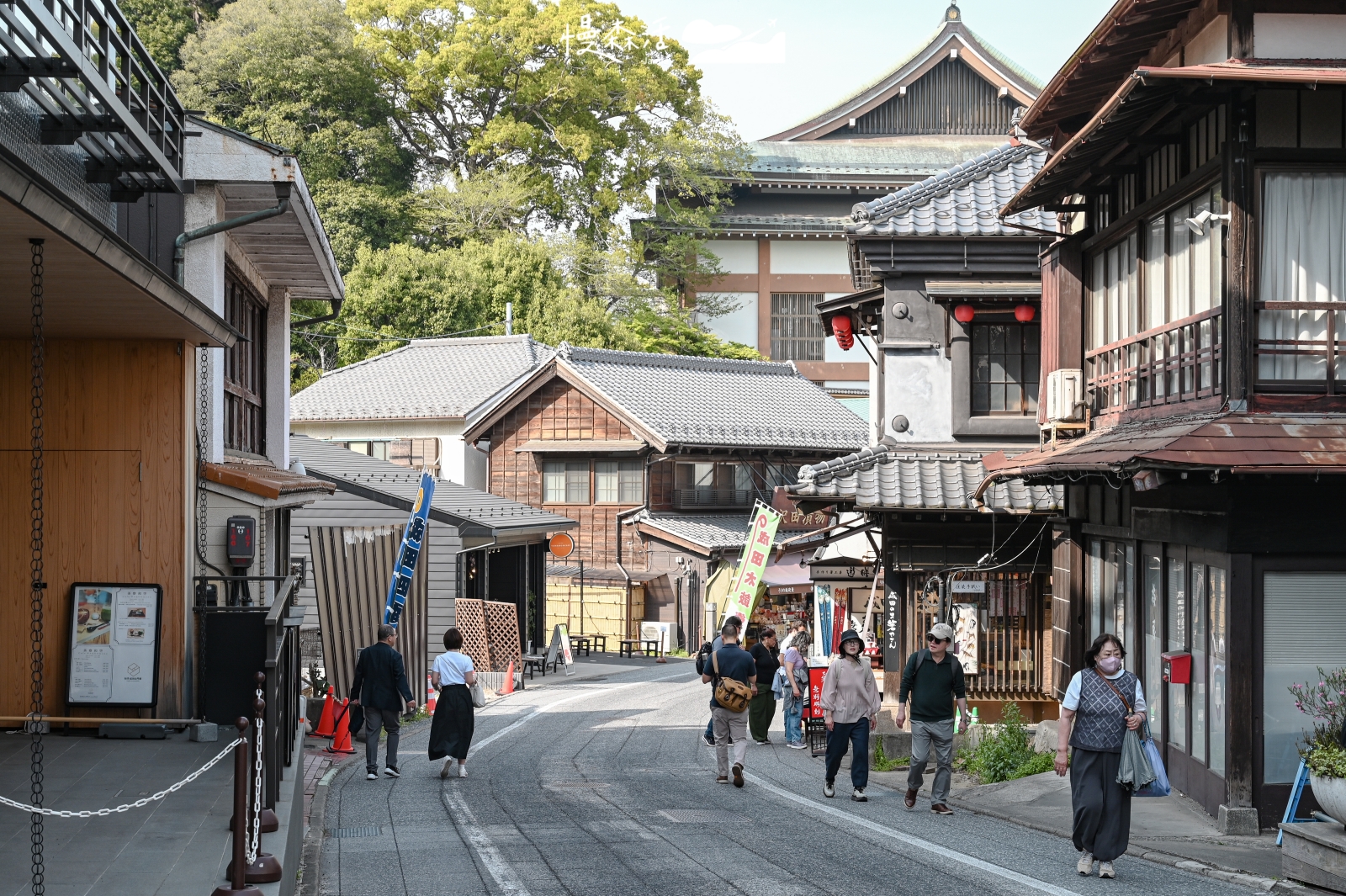 日本千葉縣 成田山新勝寺的表參道