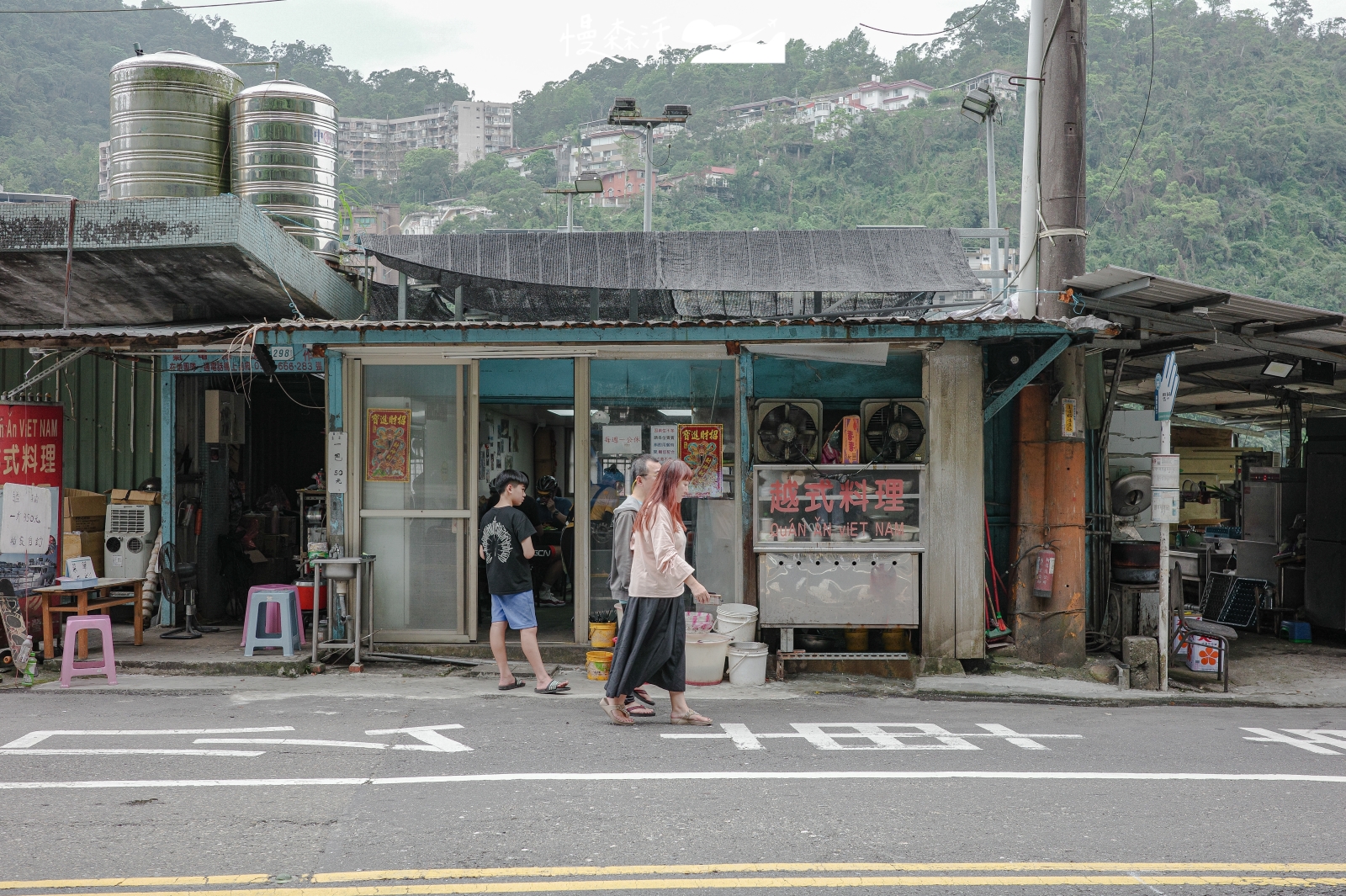 烏來在地隱藏美食「阿芳越南小吃店」價格親民份量大,魚露雞翅必吃