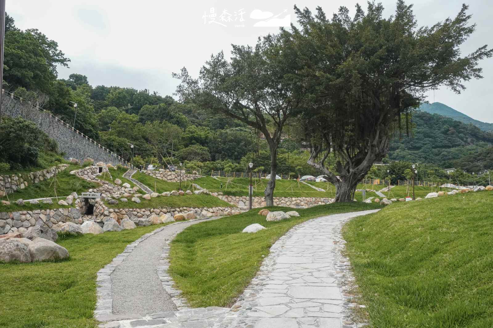 台北搭公車浪漫散步|北投磺溪水岸