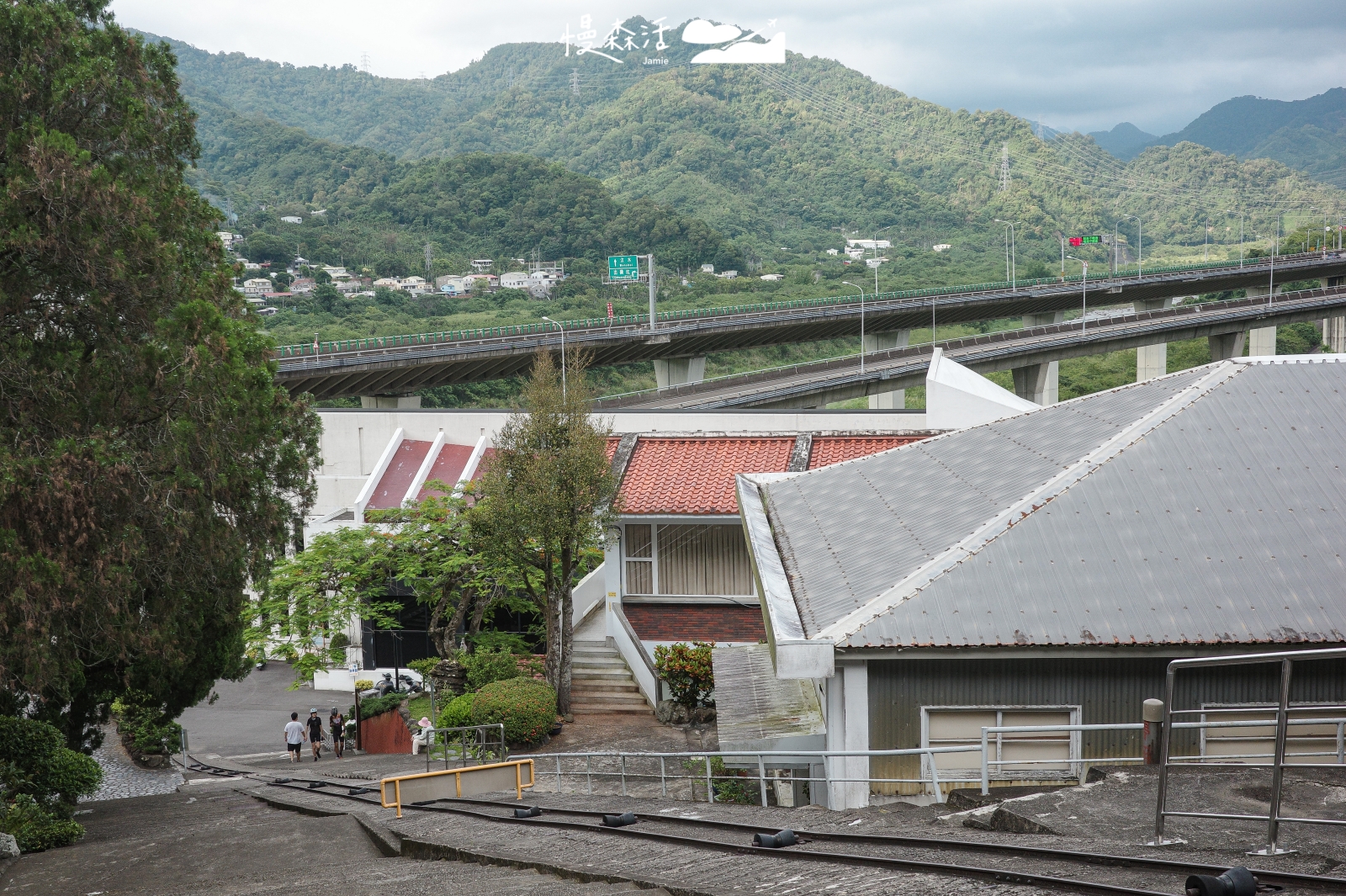 苗栗縣公館鄉 台灣油礦陳列館 戶外地軌式纜車道