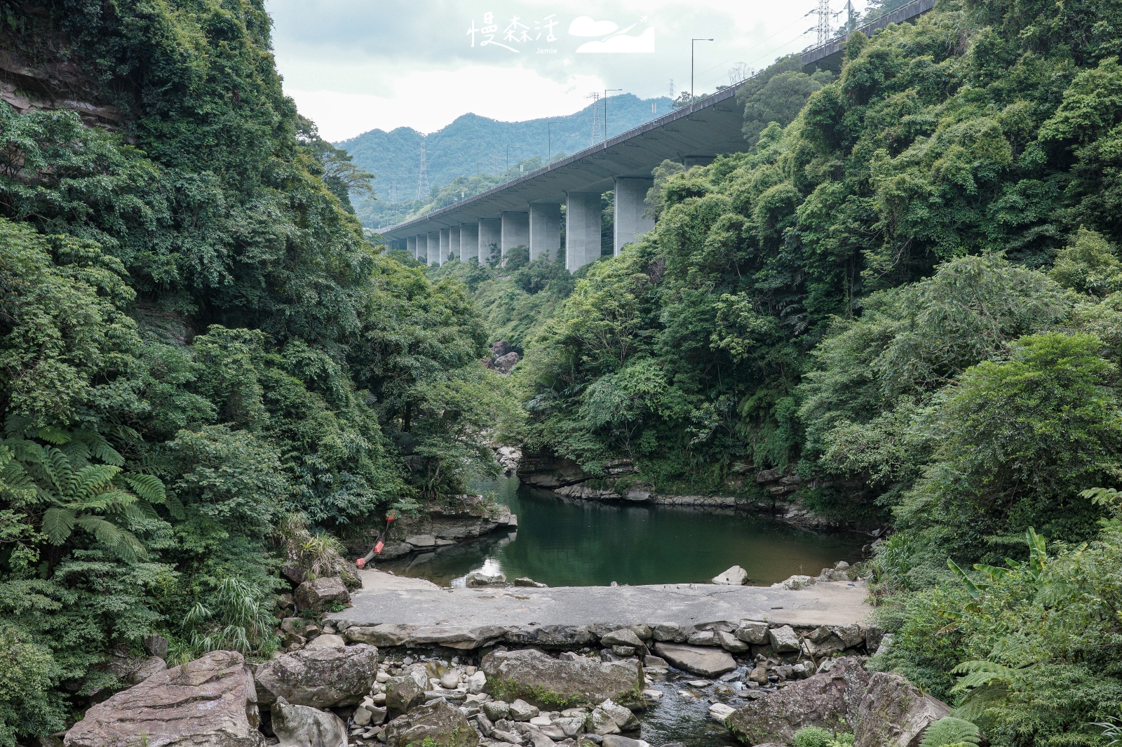 新北市石碇區 淡蘭吊橋風景