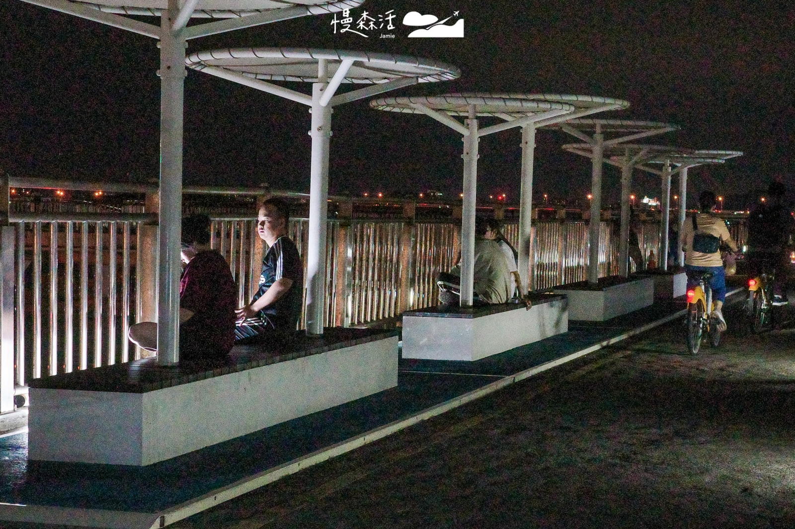 新北河濱公園 新月橋