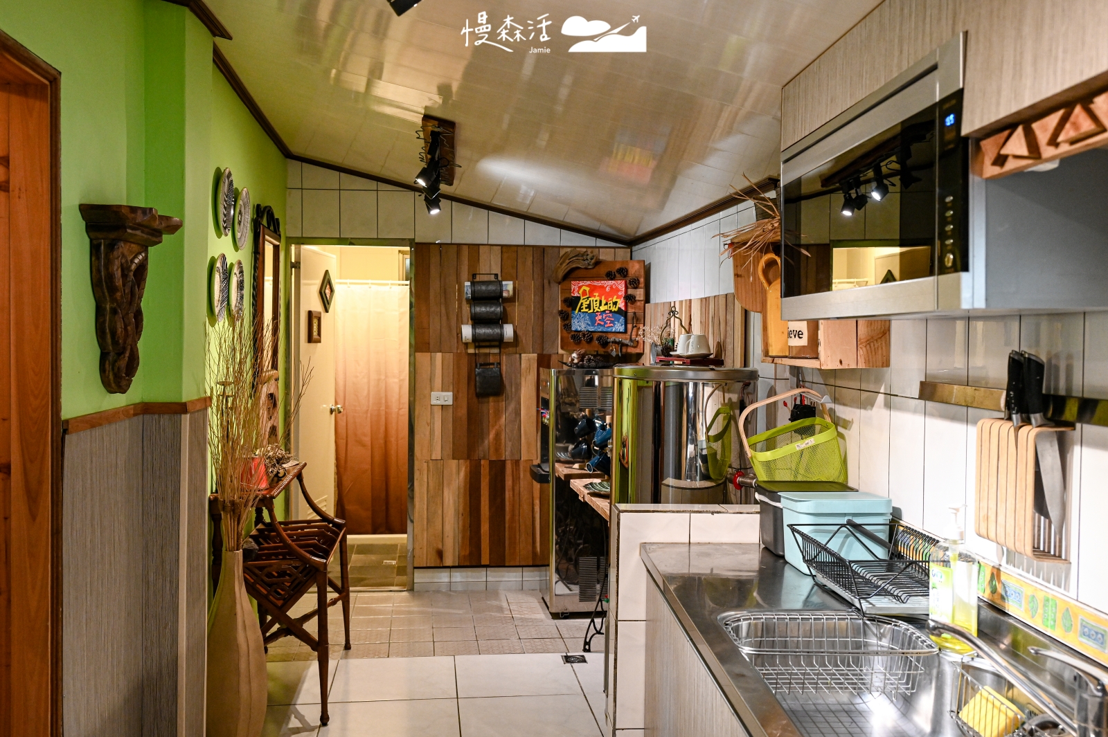 台中和平區 大梨山 環山部落 屋頂上的天空 一館廚房