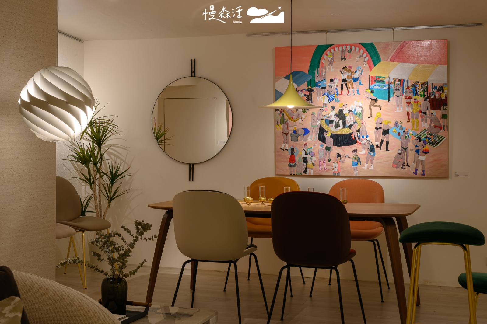 台北市中正區 WOW Furniture 一日之所聯展 家具與畫作