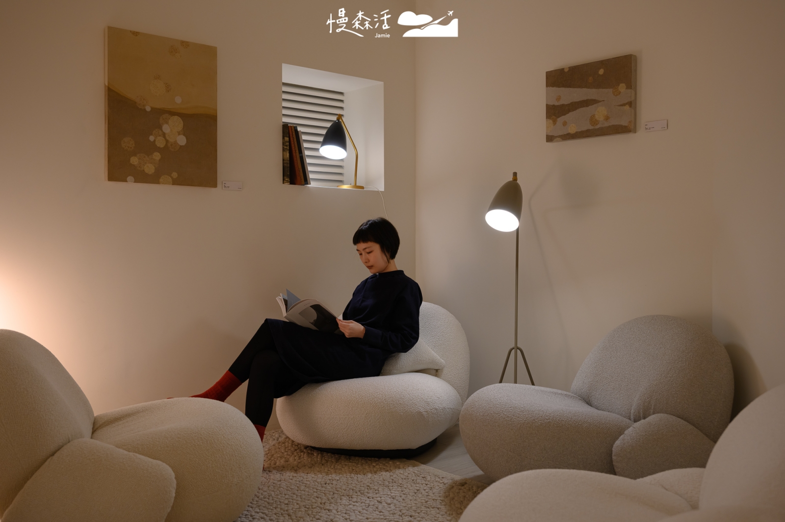 台北市中正區 WOW Furniture 一日之所家具與畫作