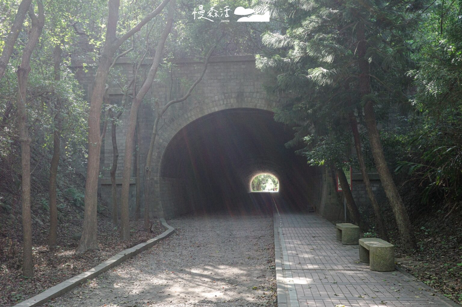 苗栗竹南｜崎頂子母隧道，遇見海與鐵道歷史風景 - JAMIE慢森活