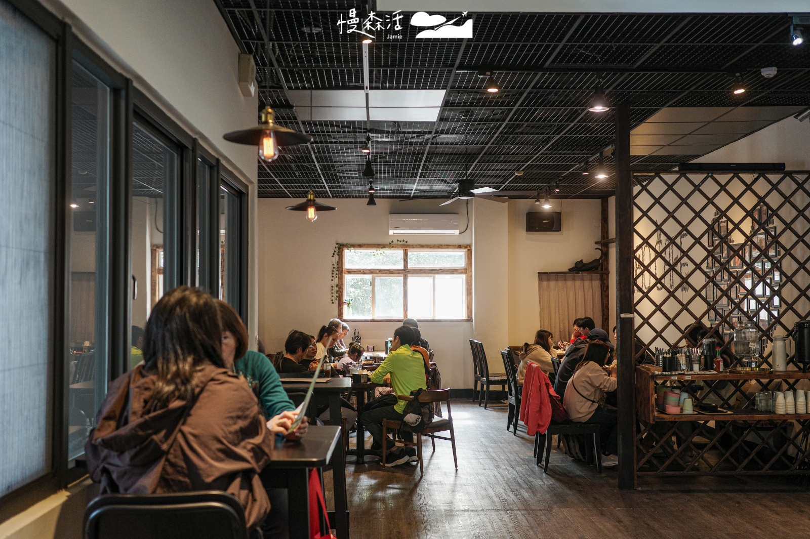  新北市五股區 BOBO·CAFE店內空間