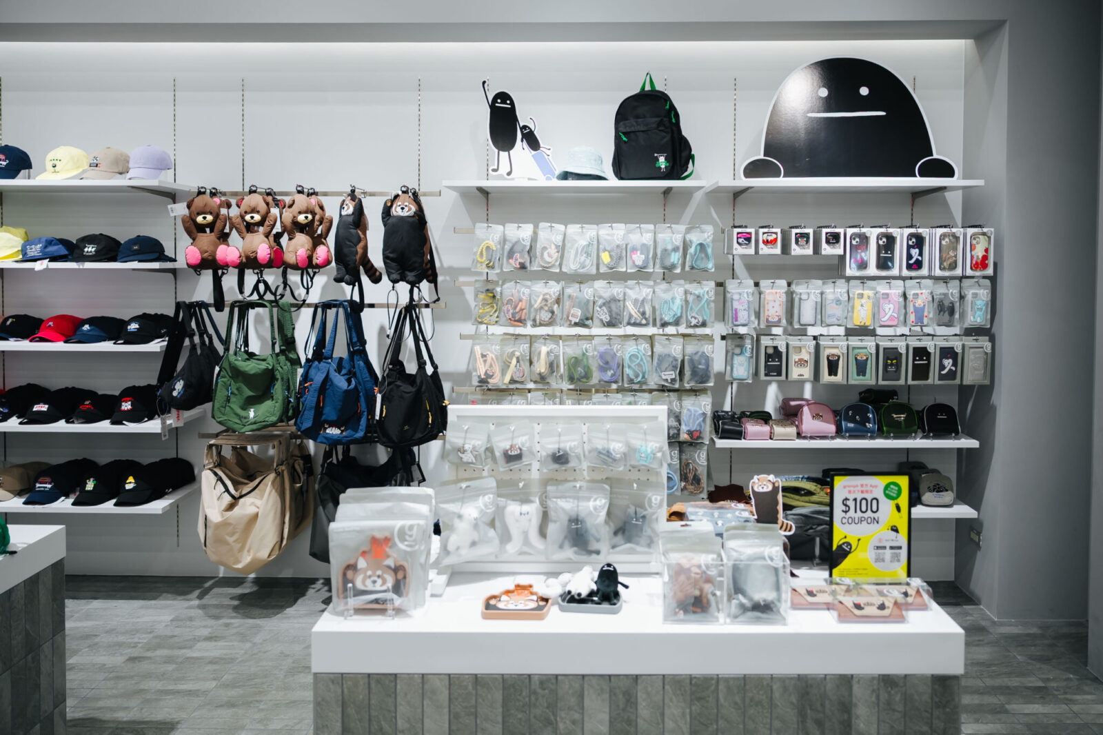 graniph LaLaport台北南港店 原創角色Beautiful Shadow