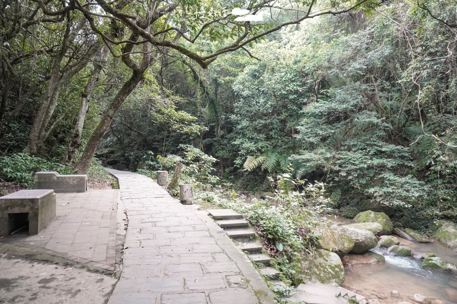 台北市內湖區 圓覺瀑布步道