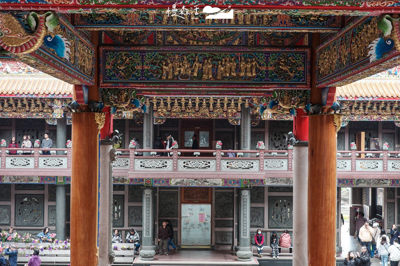 新北市林口區 竹林山觀音寺主殿
