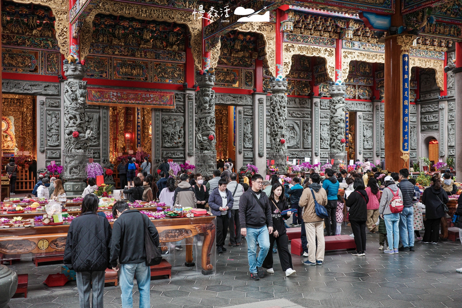 新北市林口區 竹林山觀音寺主殿