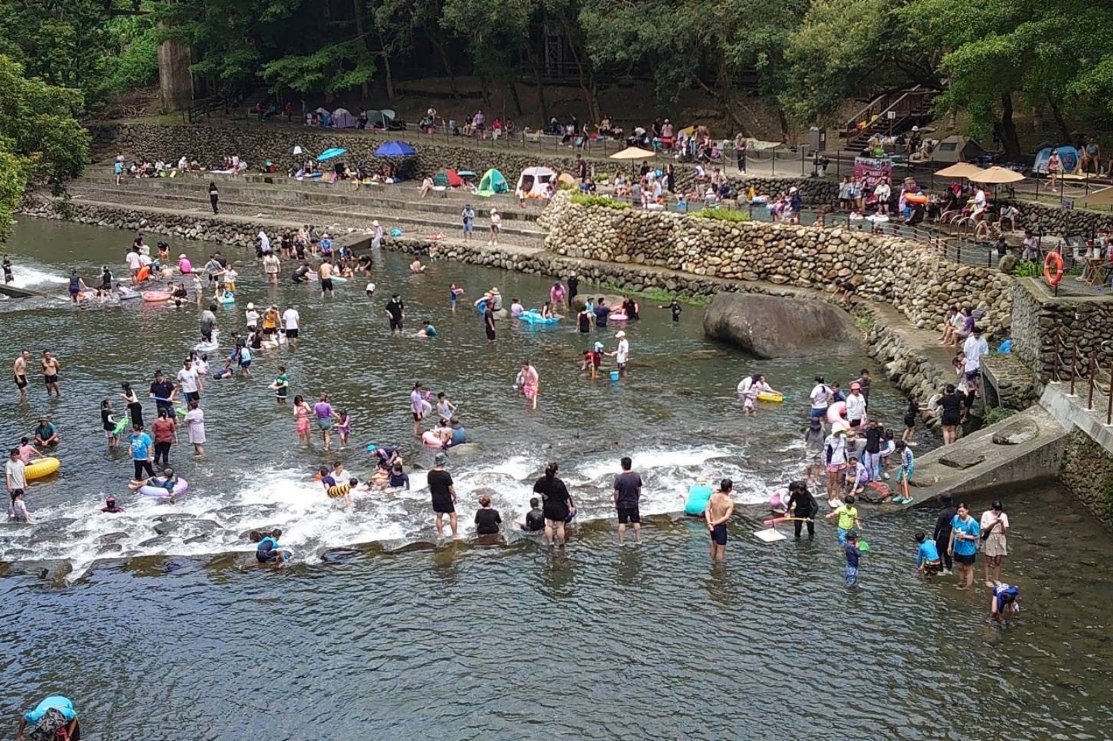 桃園市復興區 小烏來宇內溪戲水區