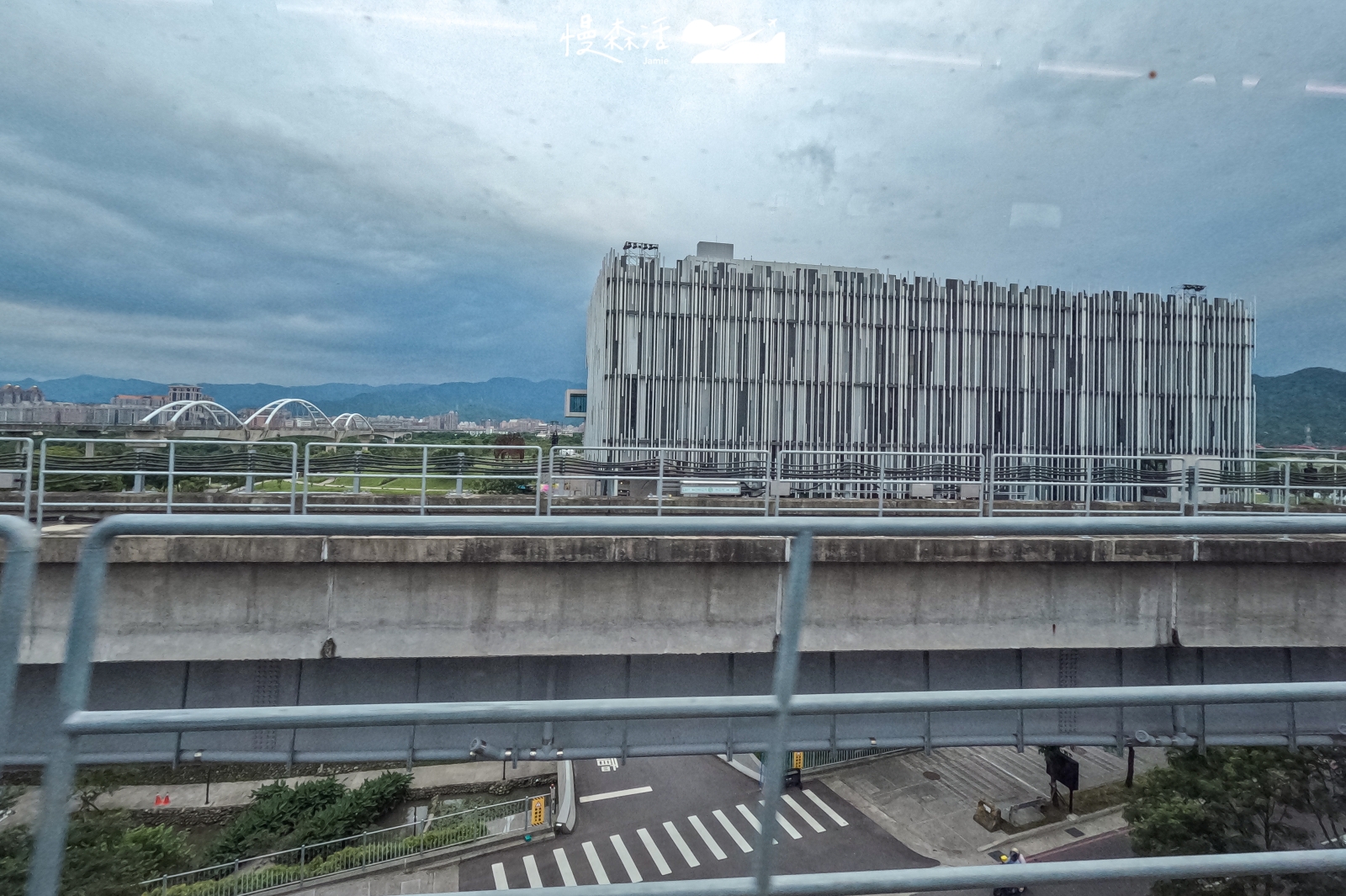 新北捷運 三鶯線 新北市美術館