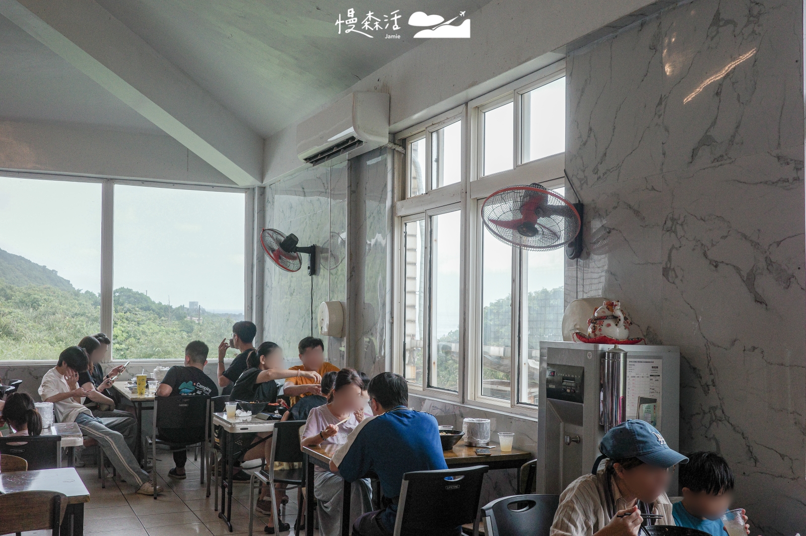 新北市貢寮區 卯澳海洋驛站 室內用餐空間