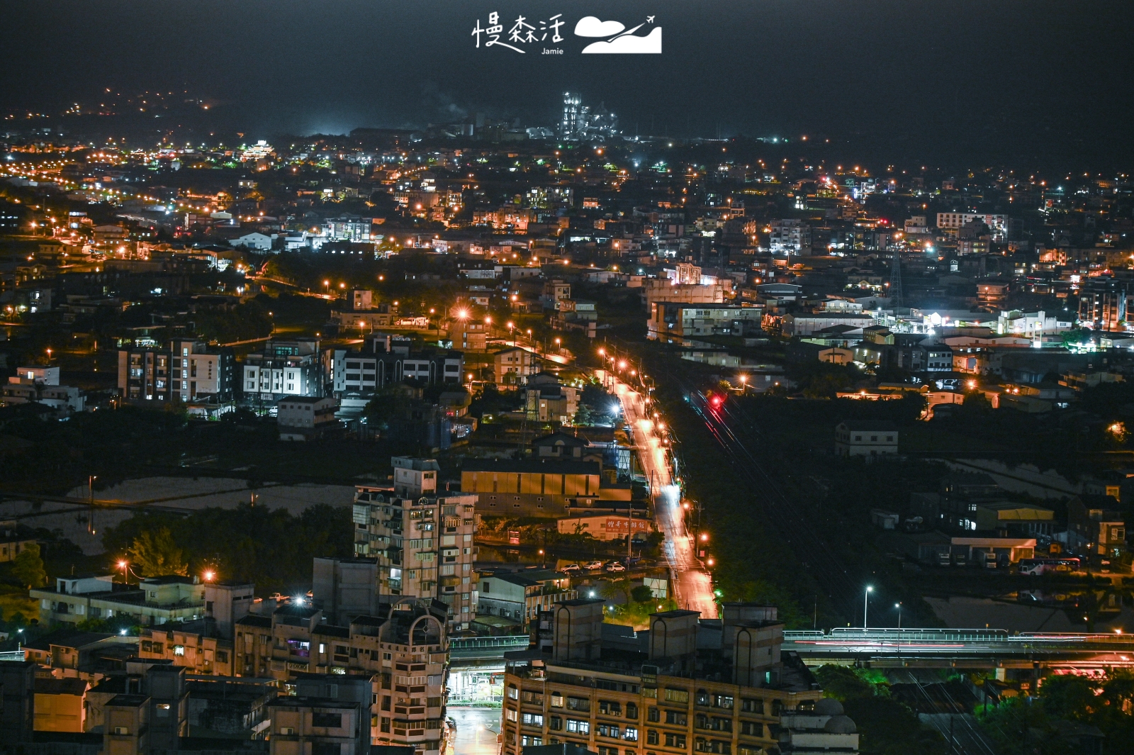 宜蘭縣羅東鎮 村却國際溫泉酒店 頂樓高空酒吧夜景