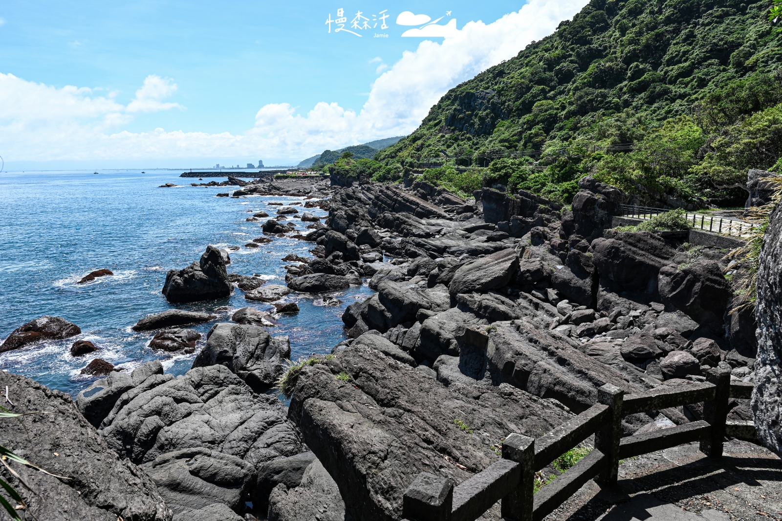宜蘭縣頭城鎮 北關海潮公園步道 濱海奇岩