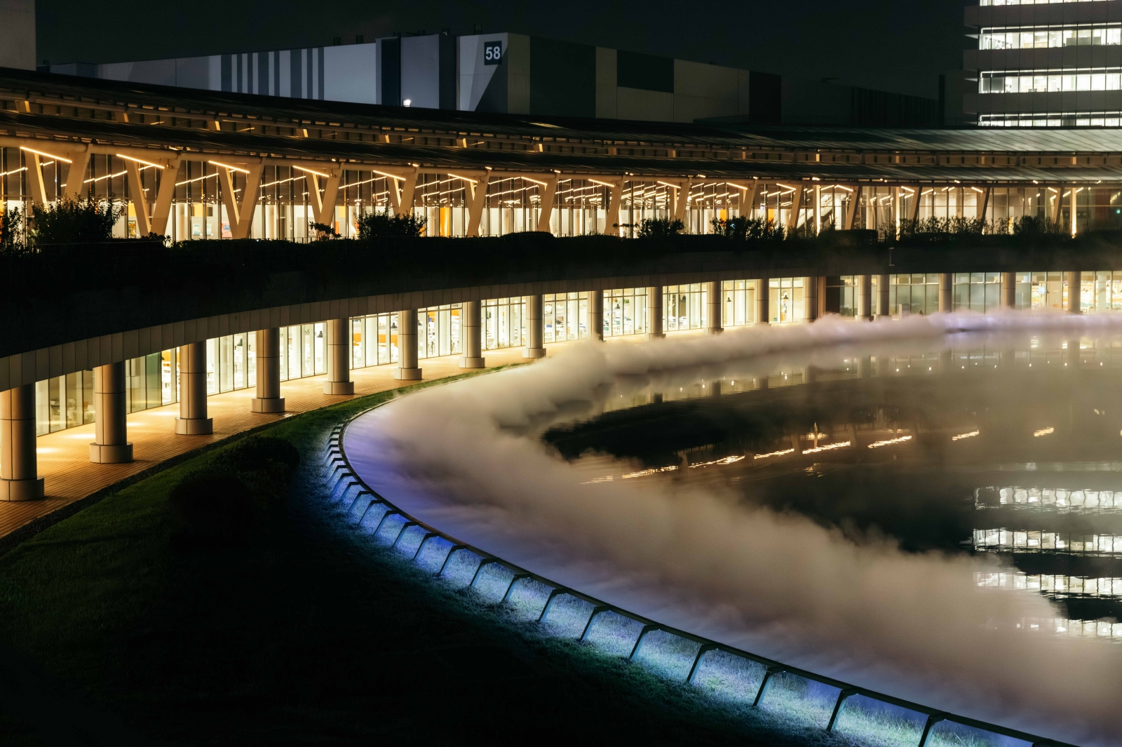 南科學園區台積電晶圓十八廠 霧光—晶圓湖