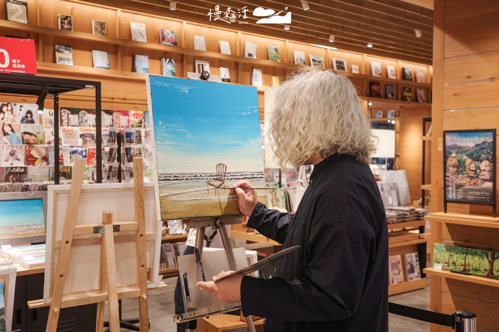 台北市信義區 TOKINOIRODORI一頁繪本展 藝術家現場作畫