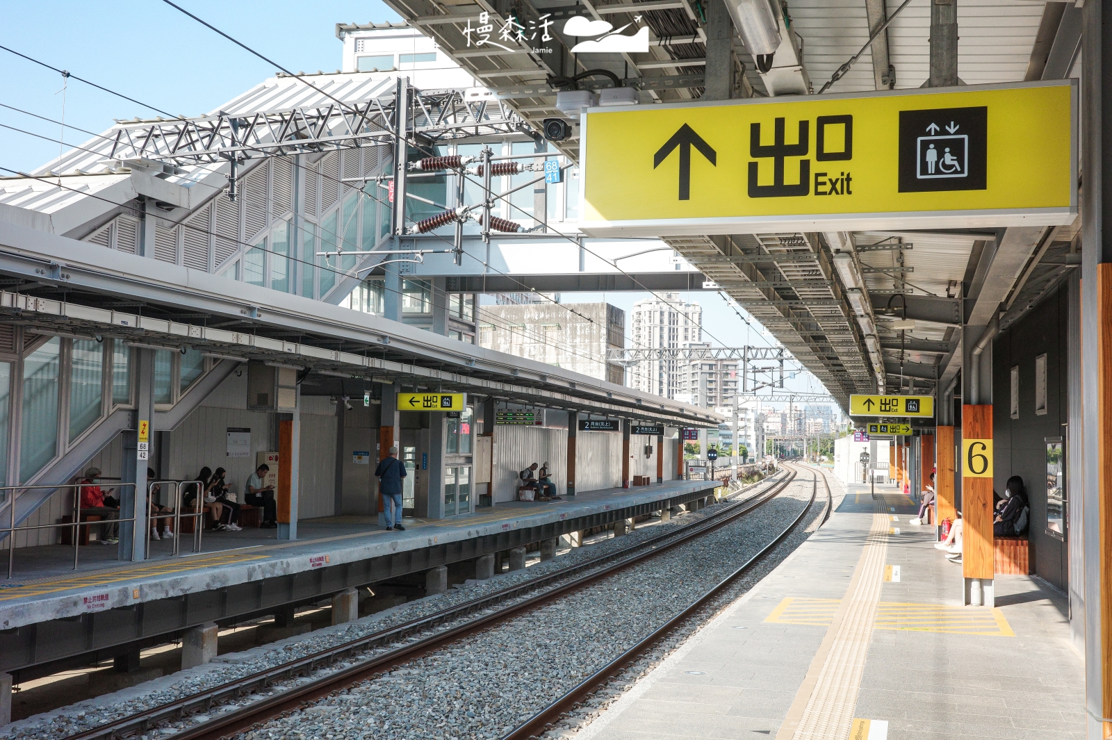 桃園市平鎮區 平鎮車站月台